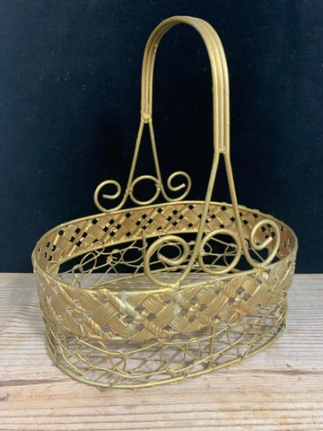 Metal Wire Basket Gold Tone great for Christmas decor Cover