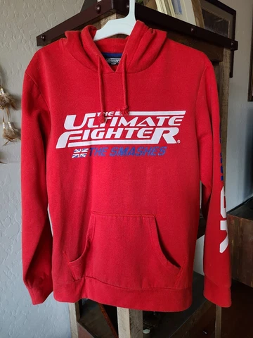 UFC ULTIMATE FIGHTER Red PULLOVER HOODIE SWEATSHIRT  UK Team The Smashes Cover