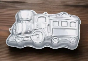 Locomotora Wilton Train Cake Pan CHOO CHOO 2105-6500 aluminio vintage 2003 - Imagen 1 de 6