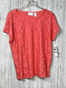 Blusa de encaje floral coral profundo Alfred Dunner para mujer manga corta talla grande nueva con etiquetas - Imagen 1 de 8