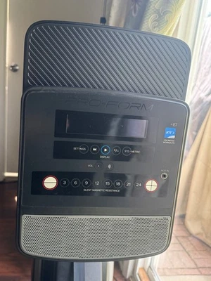 Máquina de remo Black Pro Form abierta pero usada 5 veces, buen estado  Foto 1 de 4