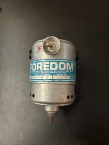 Foredom Flex Schaft Rotationswerkzeug CC Serie: 110-130 Volt 0,8 Ampere mit Pedal EC-1 - Bild 1 von 6