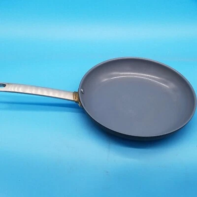 10.5" Green Pan Frying Pan used but in nice shape - Image 1 of 4