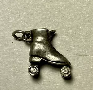 Sterling Silver Charm "Roller Skate" .925 - Picture 1 of 2