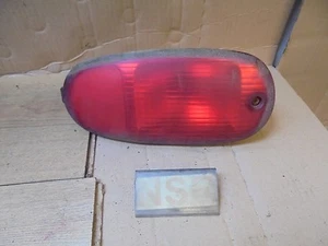 PARAGOLPES TRASERO LADO PASAJERO CERCANO HYUNDAI SANTA FE 2001-2003 LUZ ANTINIEBLA - Imagen 1 de 2
