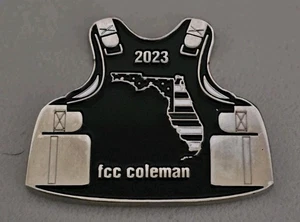 Federal Bureau of Prisons FCC Coleman, FL, 2023 Vest Shape Challenge Coin. - Bild 1 von 2