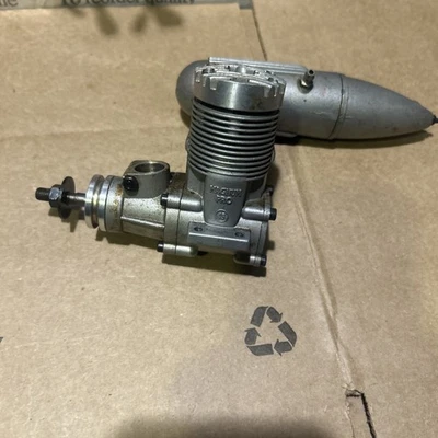 Magnum Pro 45 Rc Plane Engine. For Parts Missing Carb. - Image 1 of 4