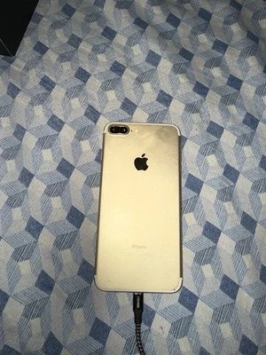 Apple iPhone 8 Plus - 64GB - Oro - Immagine 1 di 4