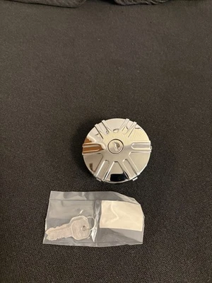 Запирающаяся крышка бензобака Titan для Chevy или GMC 1947–1972 годов выпуска - Изображение 1 из 2