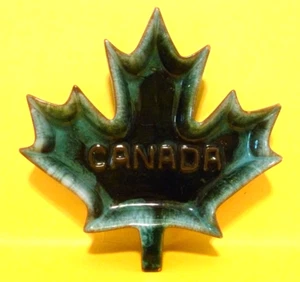 Blue Mountain Pottery Canada Trinket Dish Maple Leaf Green Chipped See Pics - Picture 1 of 8