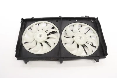 2016 - 2020 MITSUBISHI OUTLANDER RADIATOR COOLING FAN MOTOR & SHROUD OEM - Image 1 of 4