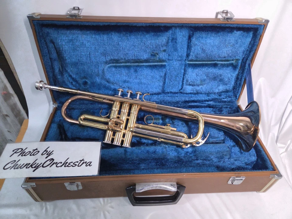 YAMAHA Trumpet YTR-333 Red Bell gold brass with hard case Playable #2245 - Image 1 of 4