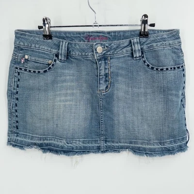 Minifalda Y2K Younique Azul Denim Micro Talla 8 Dobladillo Crudo Tiro Bajo Western Boho Foto 1 de 4