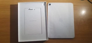 Apple iPad 10,9" Wi-Fi + Cellular - 256GB - Argento (2024) - Foto 1 di 3