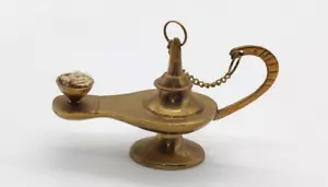 LÁMPARA DE ACEITE DE COLECCIÓN LATÓN GENIO CON TAPA 3,5"" x 2,5"" India - Imagen 1 de 4