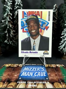 1991-92 SkyBox Basketball Dikembe Mutombo Nuggets Base Card RC Rookie 516 - Bild 1 von 2