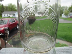 TREQ Milchflasche Medina Dairy 109 Park Ave Medina NY ORLEANS COUNTY 1925 - Bild 1 von 2