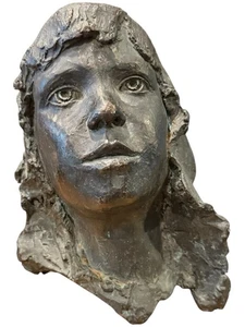 Bronzeskulptur ähnlich einer "Portrait Maske einer jungen Frau" 25LB signiert ✅ - Bild 1 von 7