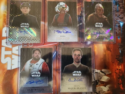 5 X TOPPS STAR WARS THE FORCE AWAKENS  AUTOGRAPH CARDS SELECTION - Image 1 of 2