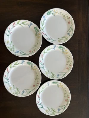 Set of 5 CORELLE CORNING MY GARDEN SALAD, BREAD & BUTTER PLATES 7 1/4 INCHES - Image 1 of 4