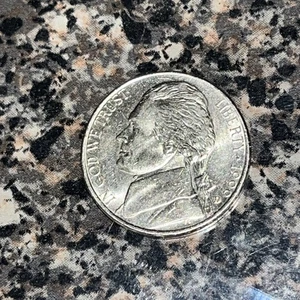 Error 1999 P Jefferson Nickel - Dbl m/m - Picture 1 of 3
