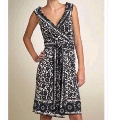 Diane von Furstenberg Women's Silk Floral Sleeveless Belted Wrap Dress/ Size 4 - Image 1 of 4