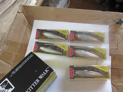 X raro paquete 5 señuelos de pesca de salmonete plateado Rapala Skitter Walk SSW-11 SMU sin usar Foto 1 de 4