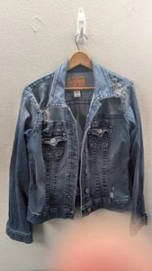 True Religion Denim Jacket Womens Large L Blue Distressed Faded Snap Adult - Picture 1 of 13