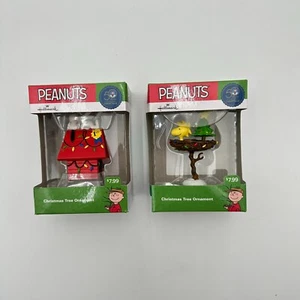 2015 Hallmark Christmas Tree Ornament Peanuts 50 Years Set of 2 - Picture 1 of 9