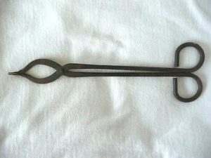 BLACKSMITH HAND FORGED TONGS STEEL FOUNDRY IRON WORK TOOLS TONG - Picture 1 of 6