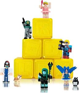 Roblox Figure Celebrity Series 7 Pick Your Own! NO CODE INCLUDED Updated 1/23/23