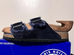2022 Herren Birkenstock Arizona Lammfell Hausschuhe Midnight Blue Neu Größe 11 DS - Bild 1 von 8