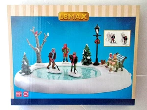 LEMAX #74211  "CLEARING THE ICE"  ACCESSORY WITH MOVEMENT   NEW IN BOX - Picture 1 of 2