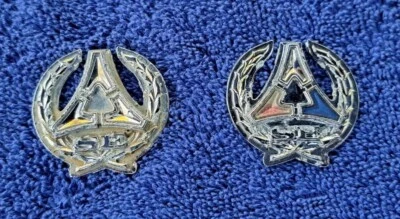 MOPAR 1971 #3504811 DODGE CHARGER SE DECK LID SET EMBLEM MEDALLION FASTBACK - Image 1 of 4