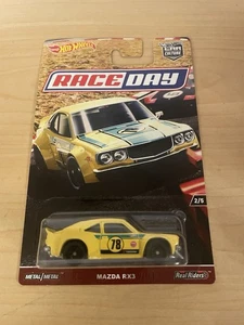Hot Wheels Mazda RX3 Giallo 2016 Giorno della Corsa Auto Cultura - Foto 1 di 4