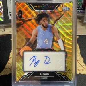 RJ Davis 2024 Wild Card Metallix Auto RC Gold Vinyl 1/1 NC Tarheels - Picture 1 of 3