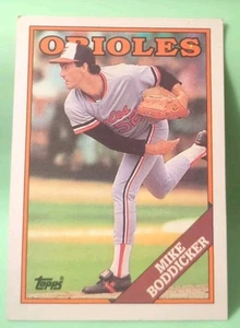 1988 Topps - Mike Boddicker #725 - Baltimore Orioles  - Picture 1 of 2