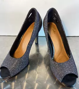 Clarks Nubuk Women's Size 8 Leather Pumps "Heavenly Maze" Black & White - Picture 1 of 10