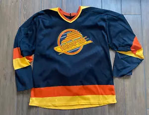 100% Authentic Vintage CCM VANCOUVER CANUCKS Hockey Jersey 1980s Size Large Men - Picture 1 of 4