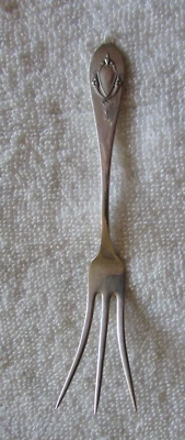 Mount Vernon Lunt Sterling Silver Lemon Berry Fork - Image 1 of 2