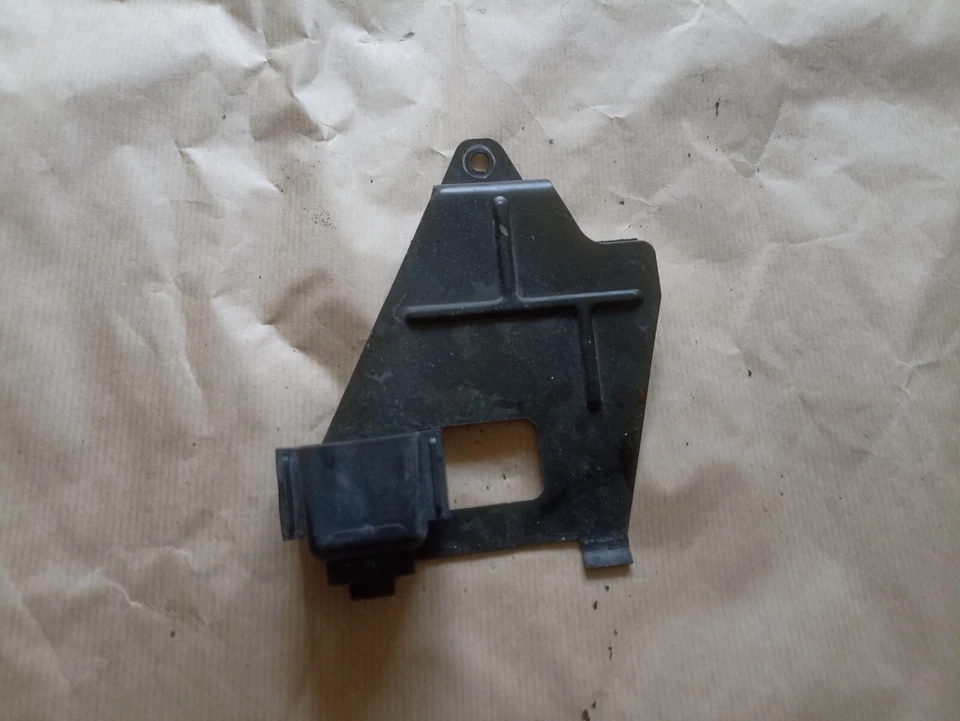 service support bracket Honda Transalp 650 2006 - Image 1 of 1