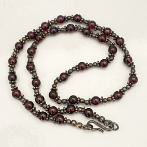 Collana girocollo vintage con perle in granato e argento sterling 925 - Foto 1 di 6