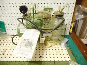 VINTAGE EVEREST & JENNINGS LIGHTWEIGHT PORTABLE ASPIRATOR H-95 110 VAC - Picture 1 of 7