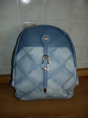 @@  Hübscher, kleiner Rucksack (Kunstleder) in blaugrau-hellblau  @@  NEU !!!!!! - Bild 1 von 4