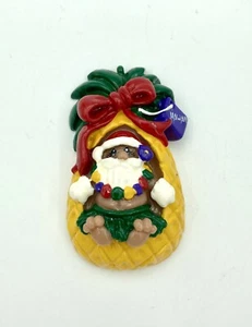 Adorno de árbol de Navidad vintage hawaiano Poi People piña bronceada Santa - Imagen 1 de 4