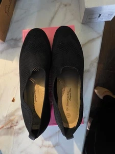 Women's Flats Shoes - Picture 1 of 3