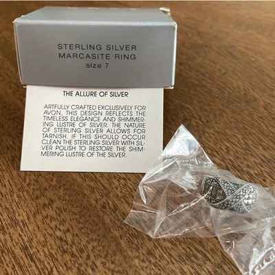 NIB Avon Sterling Silver Marcasite Ring Size 7 - Image 1 of 3