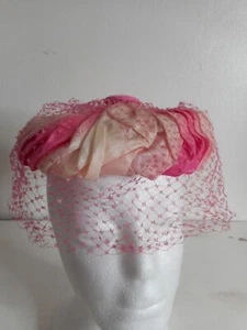 Vintage Womens Calot hat pink with veil - Estate find - Picture 1 of 8