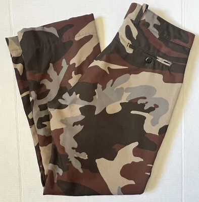 CABELAS -  Men's Vintage Woodland Camo Gore-Tex Insulated Hunting Pants - 32x31 - Image 1 of 4