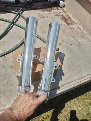 HARLEY 09-13 Tri glide FLHTCUTG TRIKEPULIDO OEM PATAS DE HORQUILLA SIN INTERCAMBIO Foto 1 de 4